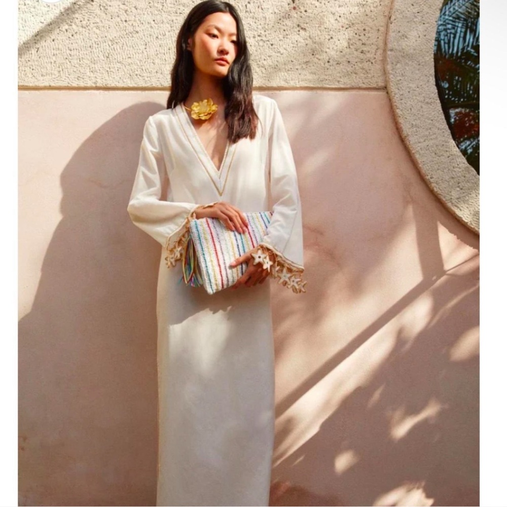 Elegant Cream Maxi Dress with Lace Trim